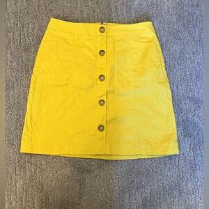Loft Button Front Yellow Skirt pockets  Zipper Back Sz 2